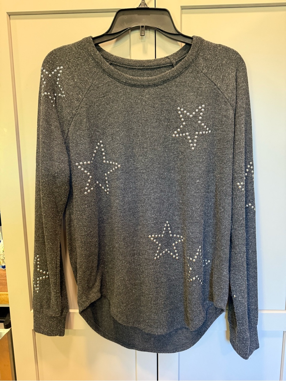 Gray Star-Studded Long Sleeve Women’s Top